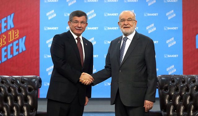 Karamollaoğlu'ndan Davutoğlu'na tebrik