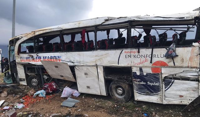 9 kişinin öldüğü 31 kişinin yaralandığı kazada otobüs şoförü hız sınırını 3 kat aşmış