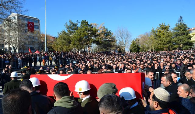 Şehit Üsteğmen Gökhan Delen, son yolculuğuna uğurlandı