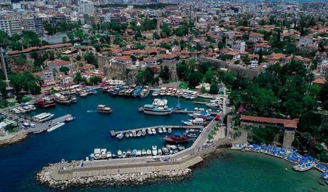 Antalya'daki 10 şirketten 1'i yabancıların