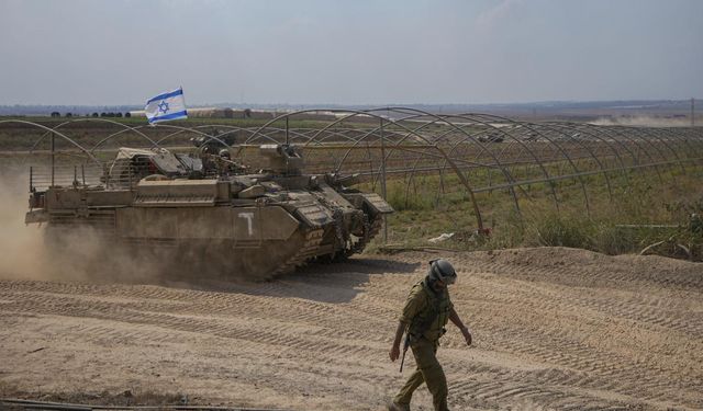 İsrail, şimdi de Lübnan'ı vuruyor