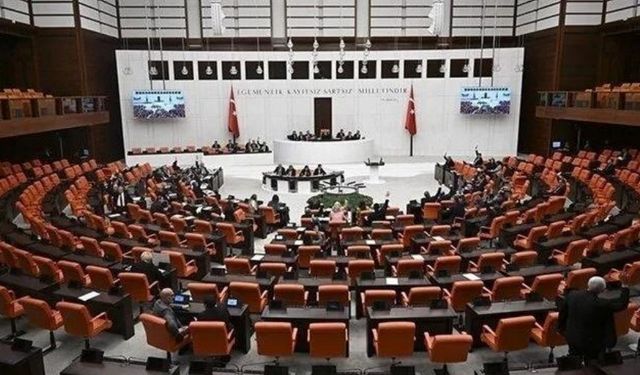 Kamuda tasarruf tedbirlerini içeren yasa teklifi TBMM'de kabul edildi: 1 Ocak'ta yürürlüğe girecek