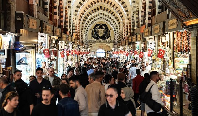 Mevcut projeksiyona göre Türkiye nüfusu 2100'de 50 milyonun altına düşebilir