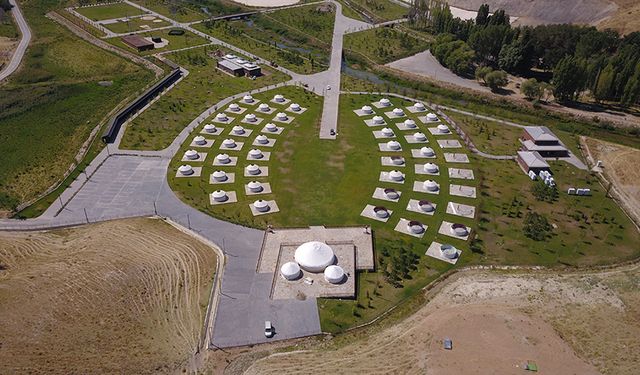 Türklerin Anadolu'ya giriş kapısı Ahlat, Malazgirt Zaferi kutlamalarına hazırlanıyor