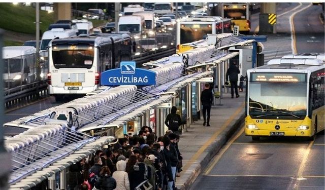 İBB açıkladı: 30 Ağustos'ta İstanbul'da toplu taşıma ücretsiz mi?