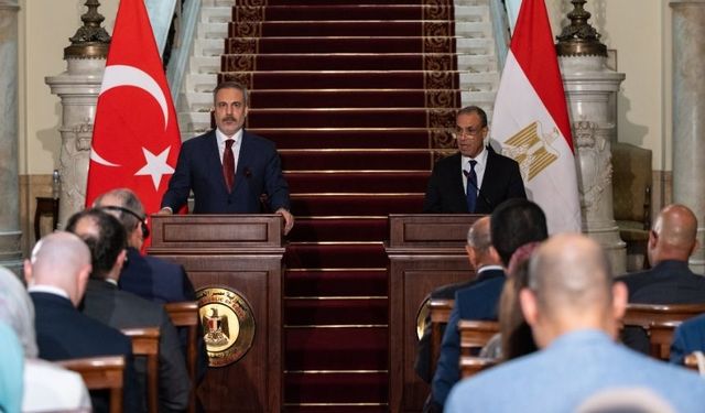 Mısır Dışişleri Bakanı Abdulati: "Ateşkesin temini için gayret ediyoruz"