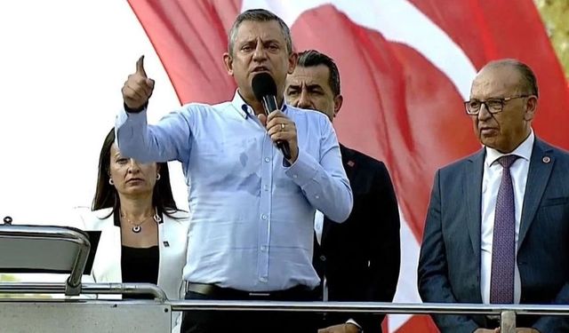 Özgür Özel: AK Parti iktidarında çiftçinin borcu 300 kat arttı