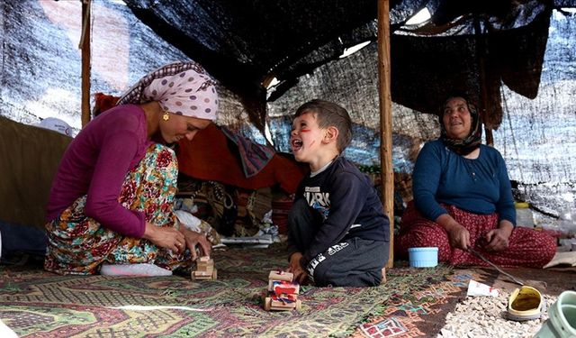 Sarıkeçili Yörükleri yüzlerce yıllık geleneklerini korumaya devam ediyor