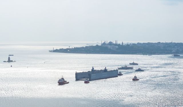 Kıyı Emniyeti duyurdu: İstanbul Boğazı'nda gemi trafiği askıya alındı