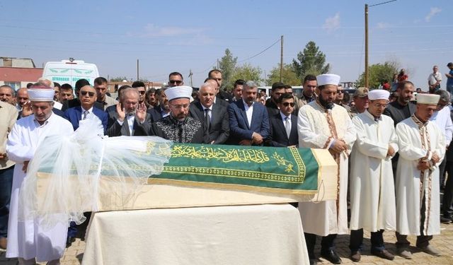 Narin'in cenaze namazını kıldıran imam: Bugün burada yatan vicdanımızdır