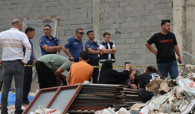 Kule vinçten düşen inşaat malzemelerinin altında kalan 2 işçi öldü