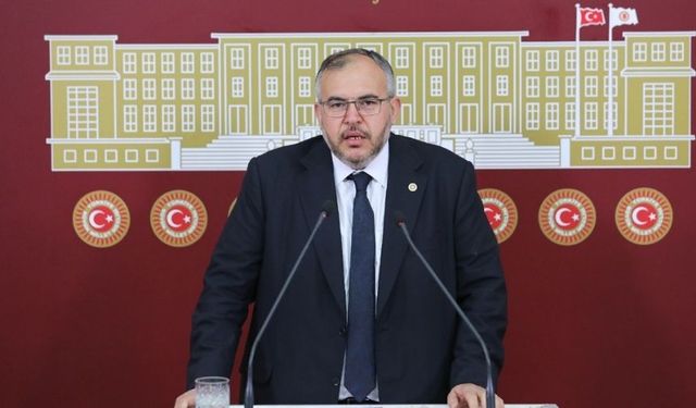 Saadet Partisi okullardaki temizlik sorununu gündeme getirdi: Necmettin Çalışkan'dan soru önergesi