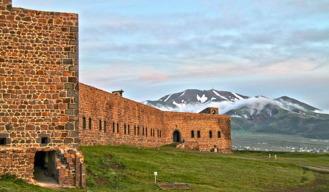 Asırlık "Mecidiye Tabyası" Erzurum'un sembol yapıları arasında yer alıyor