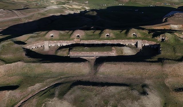 Erzurum'un, Sultan 2. Abdülhamit döneminde yaptırılan 'Büyük Palandöken Tabyası' bir asrı aşkındır ayakta