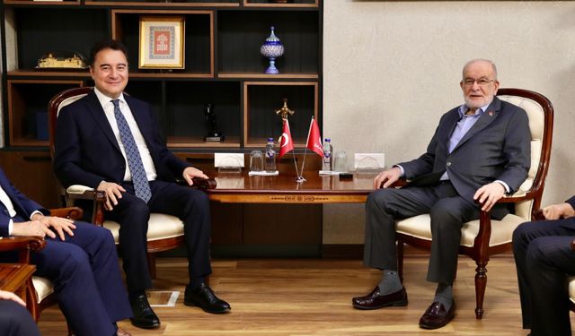 Deva Partisi Genel Başkanı Ali Babacan, Saadet Partisi Genel Başkanı Temel Karamollaoğlu'nu ziyaret etti