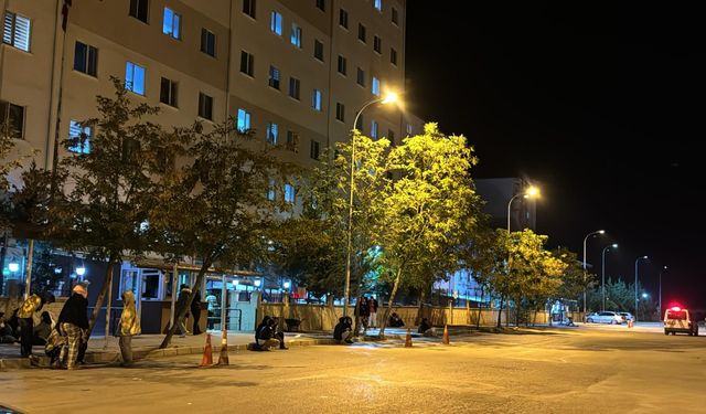 Afyonkarahisar gece depremle sallandı