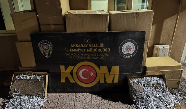 Aksaray'da bir kamyonda 500 bin makaron ele geçirildi