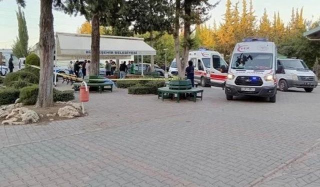 Adana'da mezarlıkta feci olay! Anne ve iki kızı öldürüldü