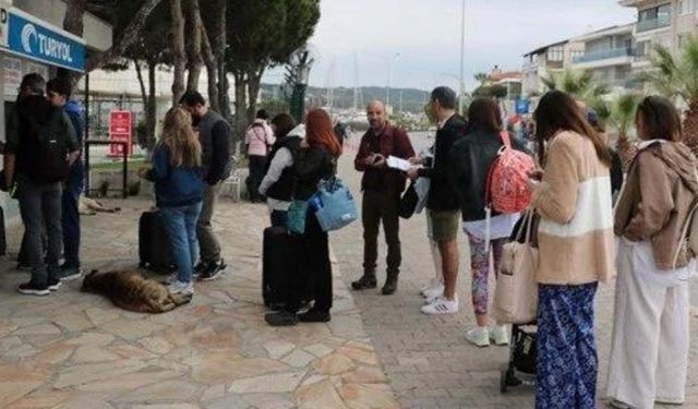 Çeşme'de "Kapıda vize" uygulaması 2 gün duracak