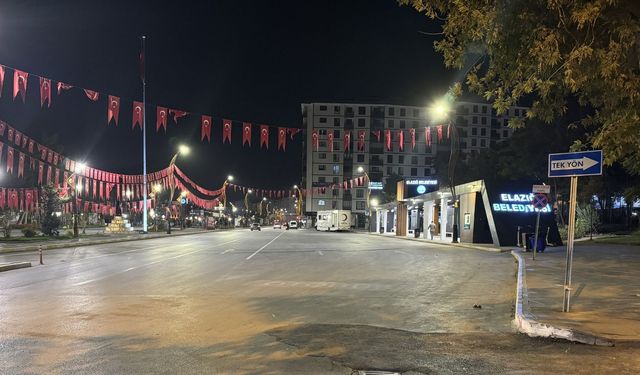 Elazığ gece 4,4'lük depremle sallandı