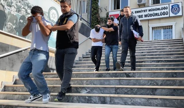 Almanya'da çalınan 6 otomobil İstanbul'da ele geçirildi