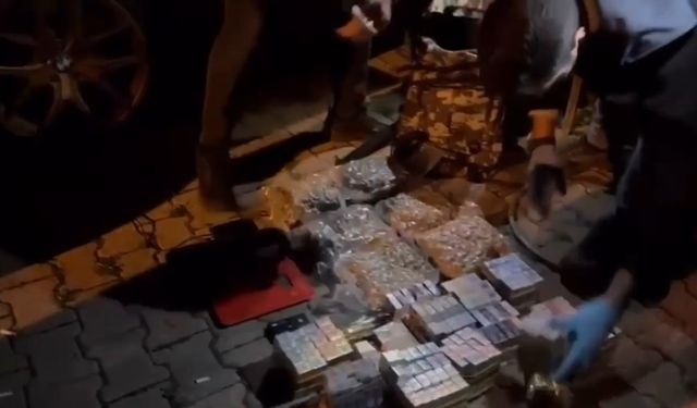 Kadıköy'de 'dur ihtarına' uymayıp kaçan motosikletliye 62 bin lira ceza