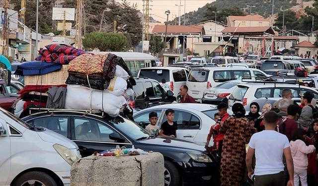 İsrail saldırıları nedeniyle Lübnan'dan Suriye'ye 240 bin kişi geçti