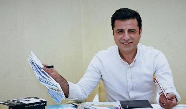 Selahattin Demirtaş: Sorunların siyasetle çözülmesini kanla kesmeye çalışıyorlar