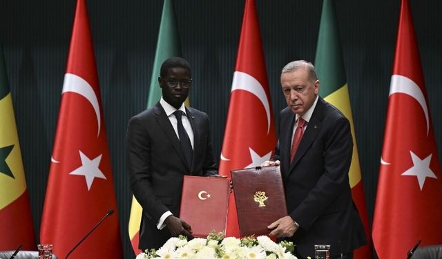 Türkiye ile Senegal arasında 5 anlaşma imzalandı