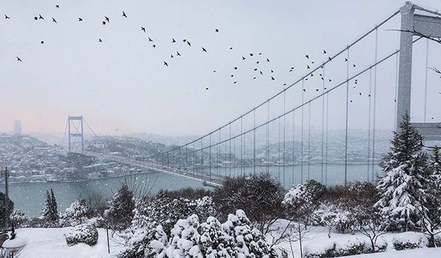 İstanbul'a kar geliyor: Valilik saat vererek uyardı