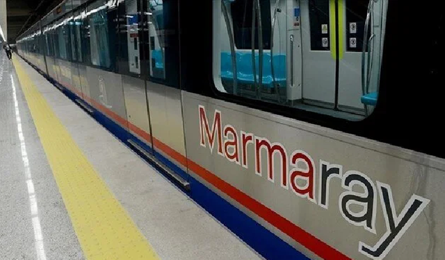 Marmaray seferlerinde gecikme: Demiryoluna araç düştü