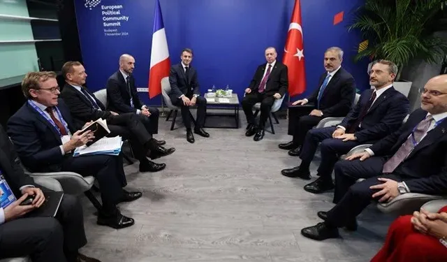 Cumhurbaşkanı Erdoğan, Fransa Cumhurbaşkanı Macron ile görüştü