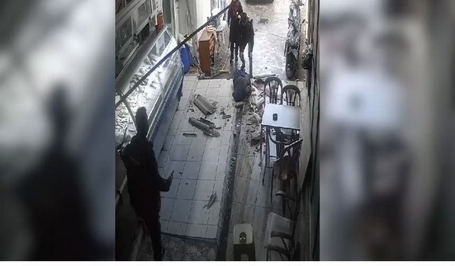 Tamir için çıktığı tavandan düştü, eşi son anda kurtuldu