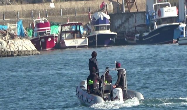 İstanbul- Şile'de batan teknede kaybolan balıkçıyı arama çalışmalarında 6'ncı gün