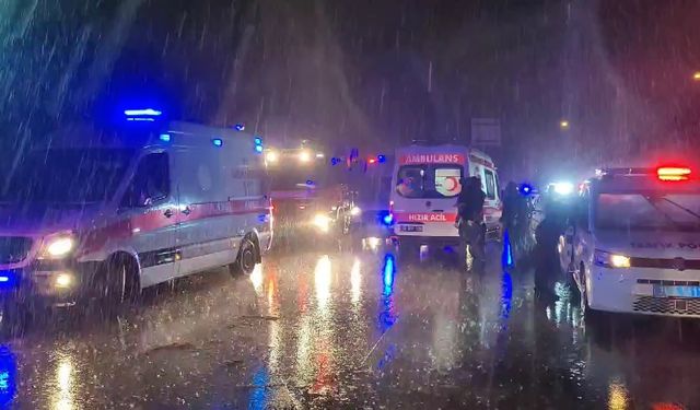 İstanbul'da yolcu otobüsü devrildi! Ölü ve yaralılar var