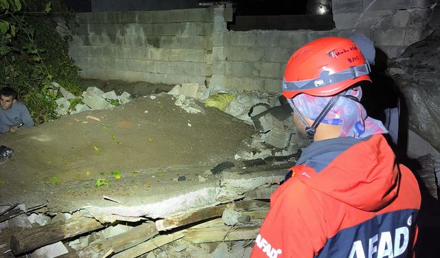 Mardin’de aşırı yağıştan müstakil ev çöktü: 2 yaralı