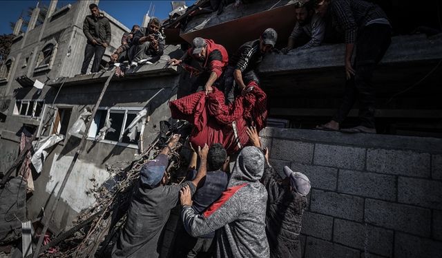 Soykırımcı İsrail ordusunun Gazze'ye düzenlediği saldırılarda son 14 günde 502 Filistinli yaşamını yitirdi