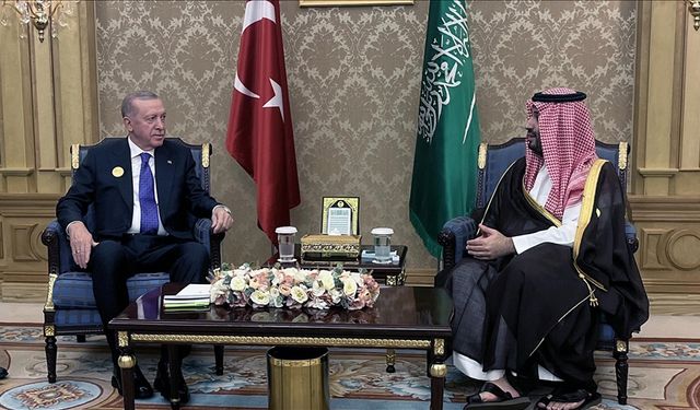 Cumhurbaşkanı Erdoğan, Suudi Arabistan Veliaht Prensi Selman ile görüştü