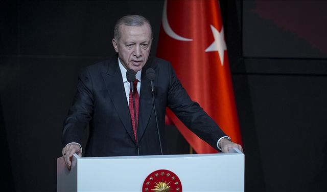 Cumhurbaşkanı Erdoğan: Gelin hep birlikte gelecek nesillere büyük ve güçlü bir Türkiye mirası bırakalım