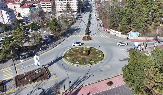 Bolu'da şehir içinde trafik ışığı kalmadı, 20 milyon liralık enerji tasarrufu sağlandı