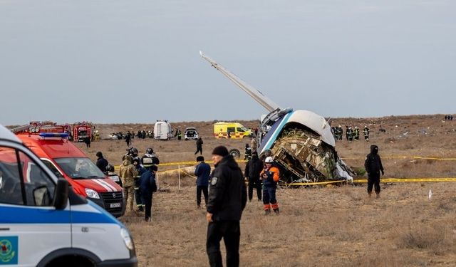 Kazakistan: Aktau'da düşen Azerbaycan Havayolu Şirketi'ne ait uçakta 38 kişi öldü