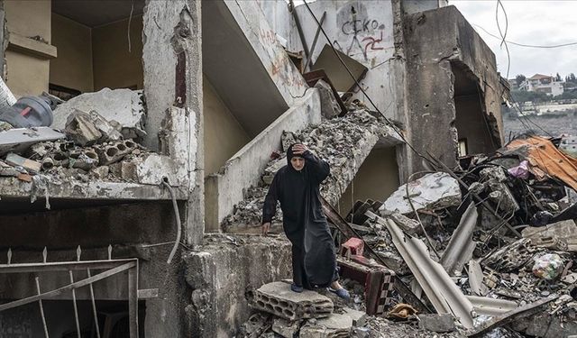 İşgalci İsrail ordusunun Lübnan'ın güneyinde düzenlediği hava saldırısında 1 kişi öldü