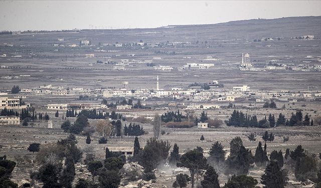 İşgalci İsrail, Suriye'nin Kuneytra ilindeki bir beldenin belediye binasının boşaltılmasını istedi