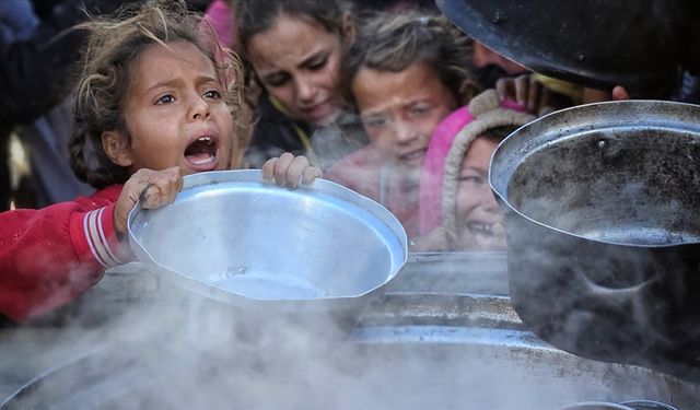 BM, Gazze'de yetersiz beslenmeden dolayı hastanelere getirilen çocukların sayısının 2 kart arttığını bildirdi