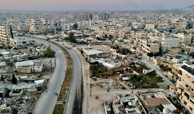 Suriye'de 61 yıllık Baas Partisi yönetimi çöktü