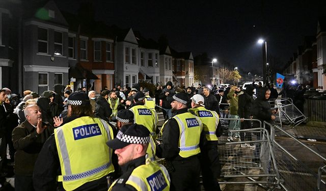 Londra'da PKK'ya yönelik operasyonda gözaltına alınan 7 kişiden 6'sı tutuklandı