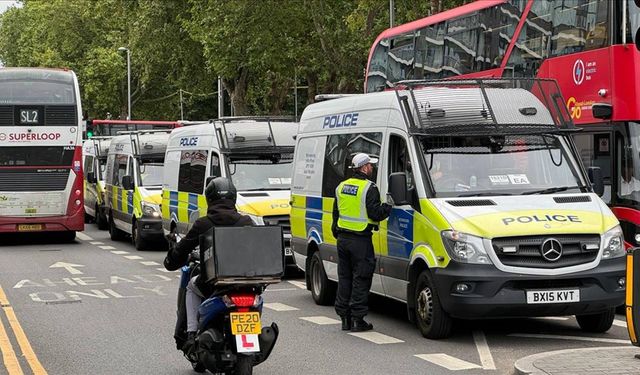 Londra Polisi, kayıp Türk profesör için yardım istedi