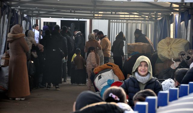 Ülkesine dönen Mahir: Suriye’nin geleceği için el birliğiyle çalışacağız