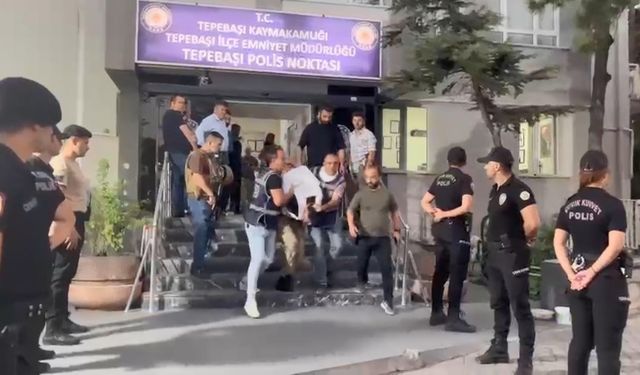 Eskişehir'de sokakta karşılaştığı 5 kişiyi bıçaklayan sanığa 108 yıla kadar hapis istemi