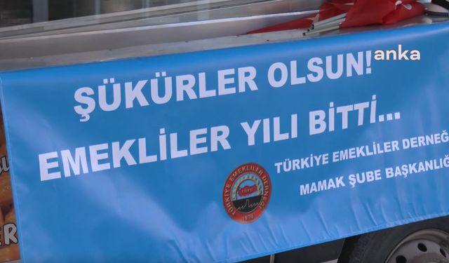 Emekliler "Emekliler Yılı"nın sona erişini lokma döktürerek kutladı